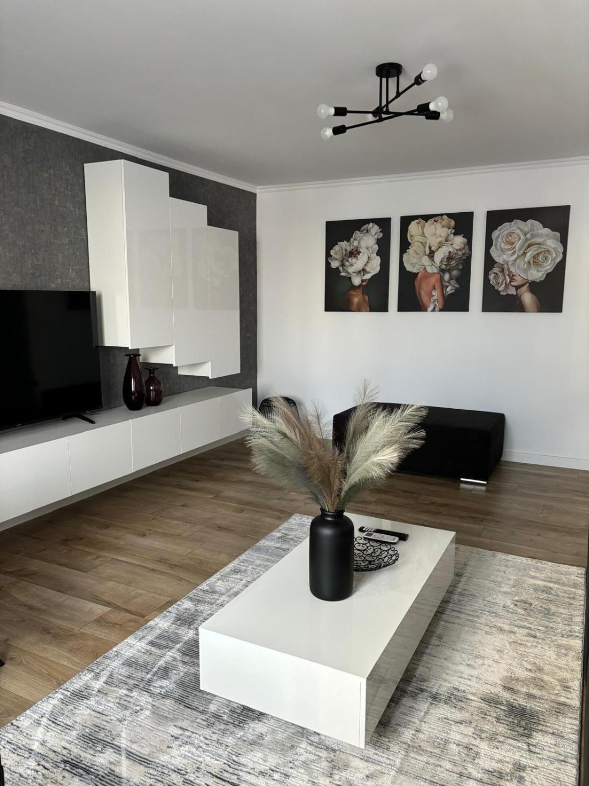 Rorada Apartament Făgăraş Buitenkant foto