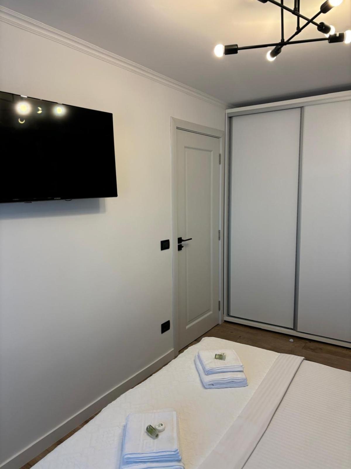 Rorada Apartament Făgăraş Buitenkant foto
